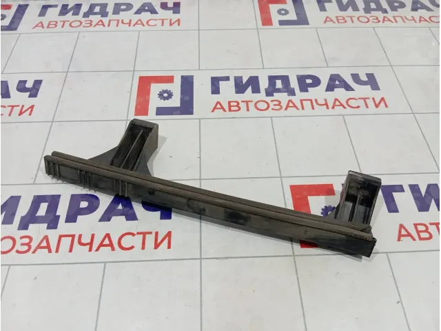 Направляющая стекла двери передней левой Hyundai ix35 825502S000