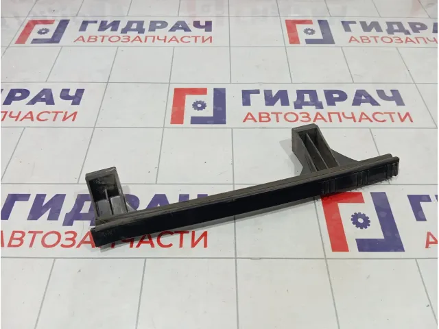 Направляющая стекла двери передней правой Hyundai ix35 825602S000