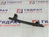 Направляющая стекла двери задней левой Hyundai ix35 835502S000