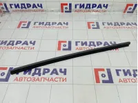 Уплотнитель стекла заднего правого Hyundai ix35 832412S000