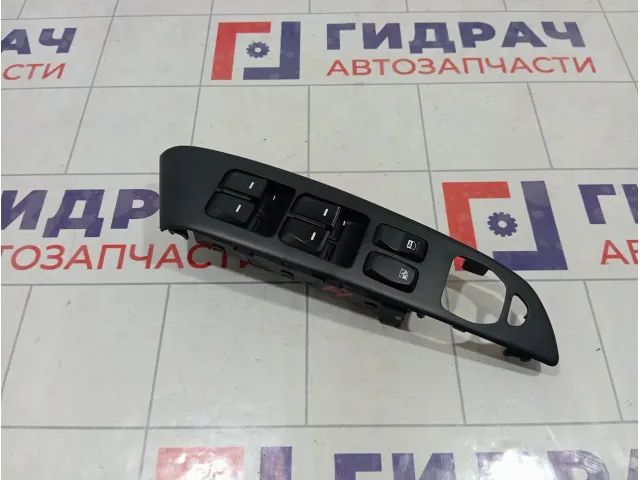 Блок управления стеклоподъемниками Hyundai ix35 935702Y0109P