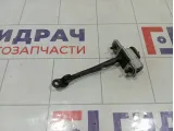 Ограничитель двери передней левой Hyundai ix35 793802Y000