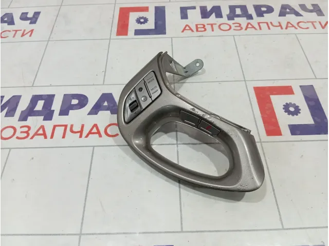 Блок кнопок в рулевое колесо Hyundai ix35 967002S300SAS