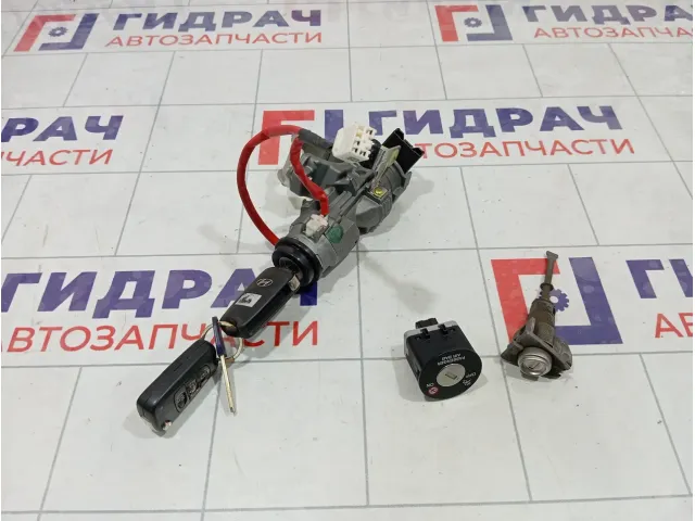 Замок зажигания Hyundai ix35 819102S000