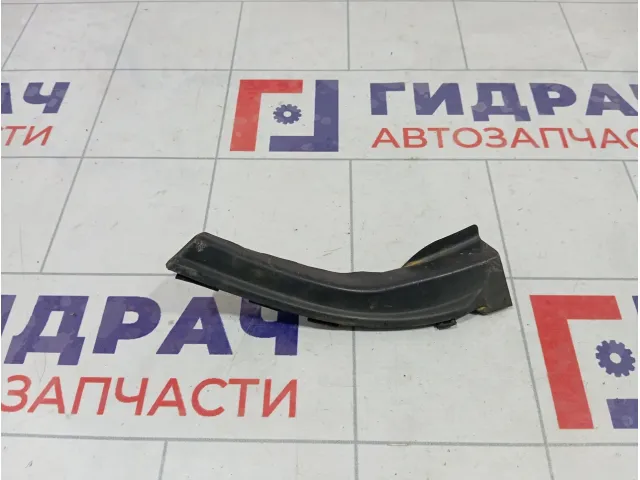 Накладка решетки стеклоочистителя правая Hyundai ix35 861542Y000