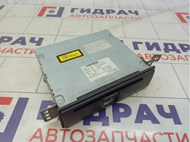 CD-чейнджер Infiniti FX50 (S51) 28184-JV50E