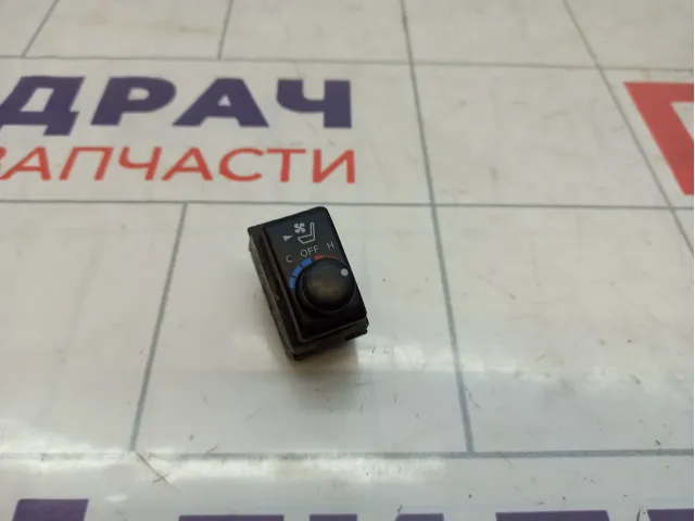 Кнопка обогрева сиденья правая Infiniti FX50 (S51) 25170-EJ70A