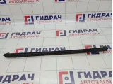 Уплотнитель стекла переднего правого Infiniti FX50 (S51) 80834-1CA0A