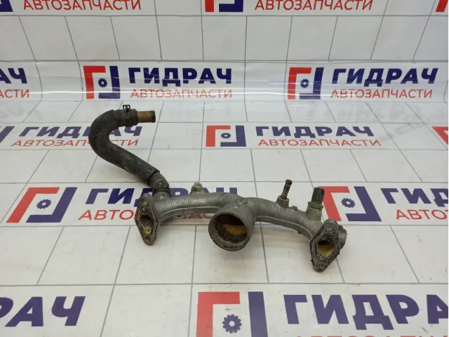 Тройник системы охлаждения Infiniti G35 (V36) 11060-JK20A