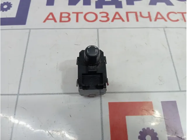 Переключатель регулировки зеркала Infiniti G37 (V36) 25570-1BA1A