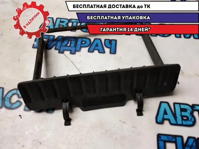 Крышка воздушного фильтра Infiniti M35 2007 16526EG000 Удовлетворительное состояние Трещина.