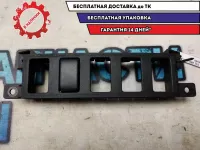 Накладка кнопок Infiniti M35 2007 Отличное состояние Накладка кнопок Infiniti M35 2007 Отличное состояние