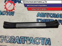 Накладка порога задняя левая Infiniti M35 2007 769B7EG000 Отличное состояние