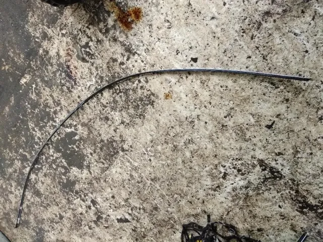 Молдинг крыши левый Infiniti M35 2007 Отличное состояние