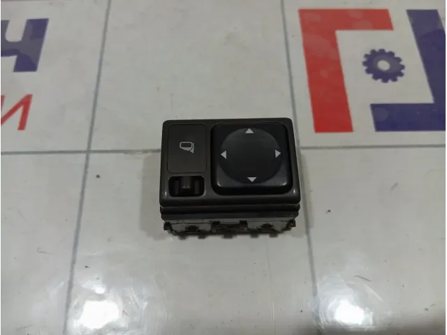 Переключатель регулировки зеркал Infiniti FX35 25570CL010