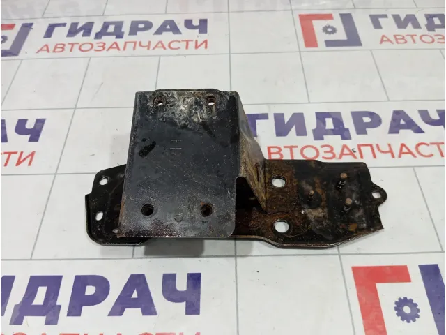 Кронштейн усилителя бампера передний правый Infiniti FX35 62210CG000
