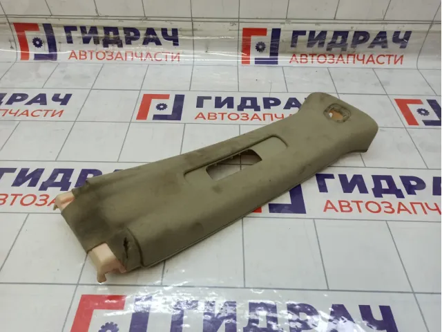 Обшивка стойки средней правой верхняя Infiniti FX35 76913CG001