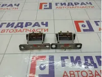 Петли двери багажника Infiniti FX35