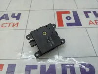 Моторчик заслонки отопителя (печки) Infiniti FX35 3F12030850