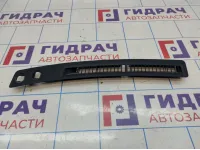 Дефлектор воздушный в торпедо левый Infiniti FX35 (S50) 68743-CG000