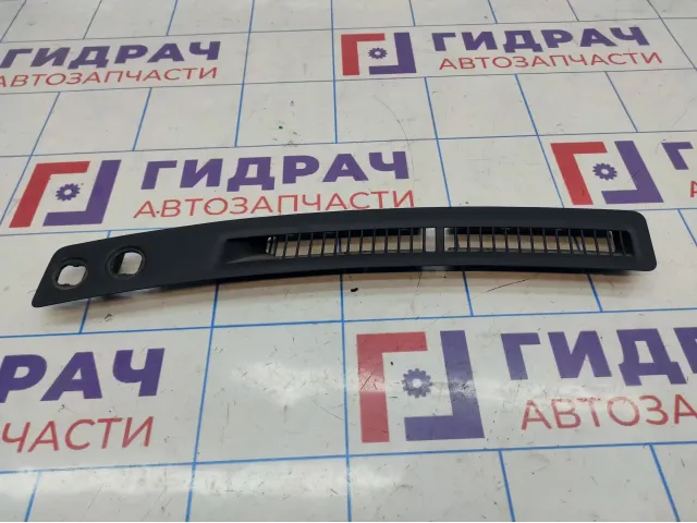 Дефлектор воздушный в торпедо левый Infiniti FX35 (S50) 68743-CG000