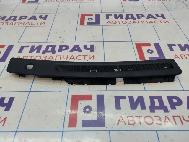 Дефлектор воздушный в торпедо правый Infiniti FX35 (S50) 68742-CG000