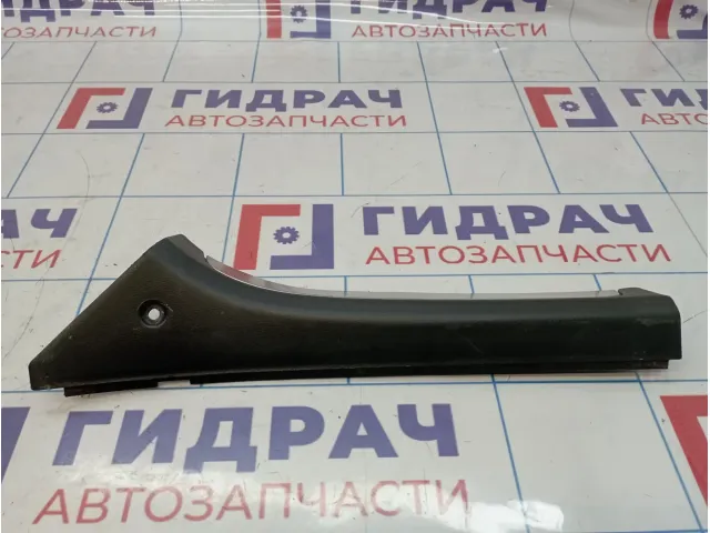 Накладка порога внутренняя задняя правая Infiniti FX35 (S50) 76898-CG000