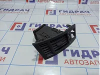 Дефлектор воздушный левый Infiniti FX35 (S50) 68761-CL70A