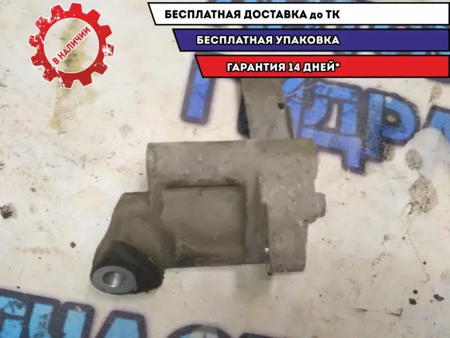 Кронштейн генератора Infiniti FX50 (S51) 117101CA0B Отличное состояние.