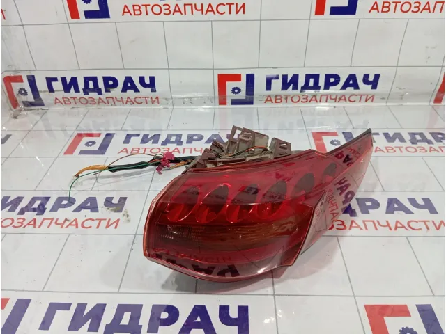Фонарь задний наружный правый Infiniti FX50 265501CH0A