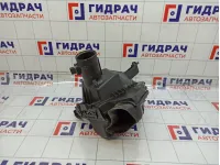 Корпус воздушного фильтра правый Infiniti FX50 165001CA0A