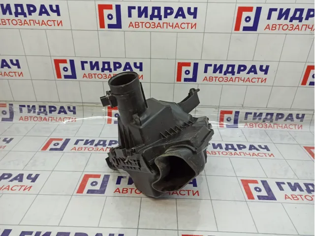 Корпус воздушного фильтра правый Infiniti FX50 165001CA0A