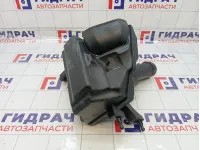 Корпус воздушного фильтра правый Infiniti FX50 165001CB0C