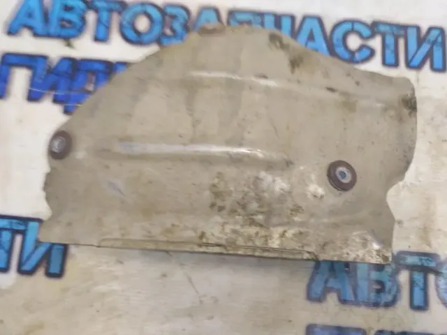 Экран тепловой правый Infiniti FX37 16590JK21A Отличное состояние.