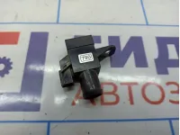 Датчик температуры воздуха Infiniti G35 (V36) 27720-15U00 Датчик температуры воздуха Infiniti G35 (V36) 27720-15U00