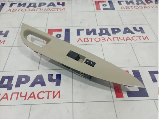 Кнопка стеклоподъемника передняя правая Infiniti G35 (V36) 25411-JL20A