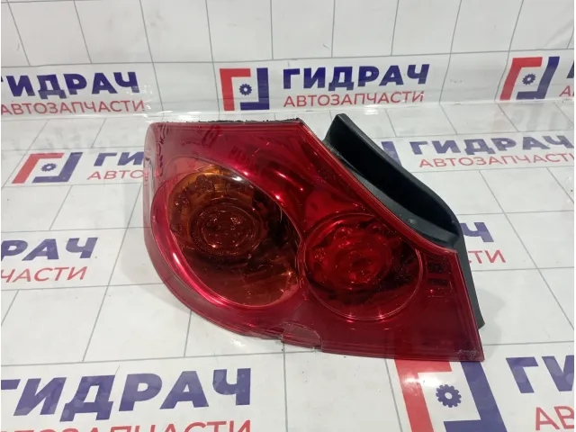 Фонарь задний наружный левый Infiniti G35 (V36) 26555-JK00C
