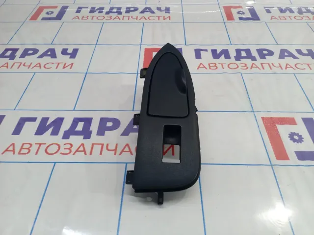 Накладка блока управления задняя левая Infiniti M35 (Y50) 82961EH20B