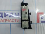 Блок управления стеклоподъемниками Infiniti M35 (Y50) 25401EJ10B