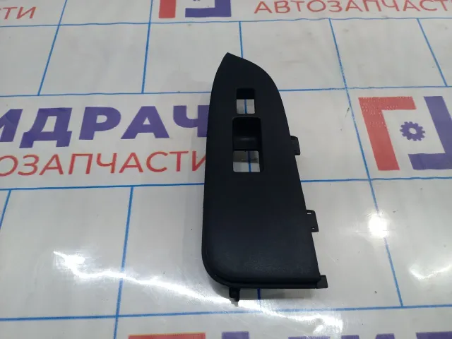 Накладка блока управления стеклоподъемниками Infiniti M35 (Y50) 80960EH20B