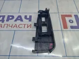 Накладка блока управления стеклоподъемниками Infiniti M35 (Y50) 80960EH20B
