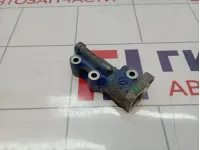 Кронштейн электромагнитного клапана изменения фаз ГРМ Infiniti M35 (Y50) 23796-EG20A