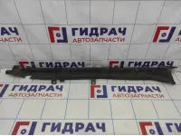 Уплотнитель капота правый Infiniti M35 (Y50) 65820-EG010