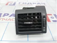 Дефлектор воздушный правый Infiniti M35 (Y50) 68760-EG001