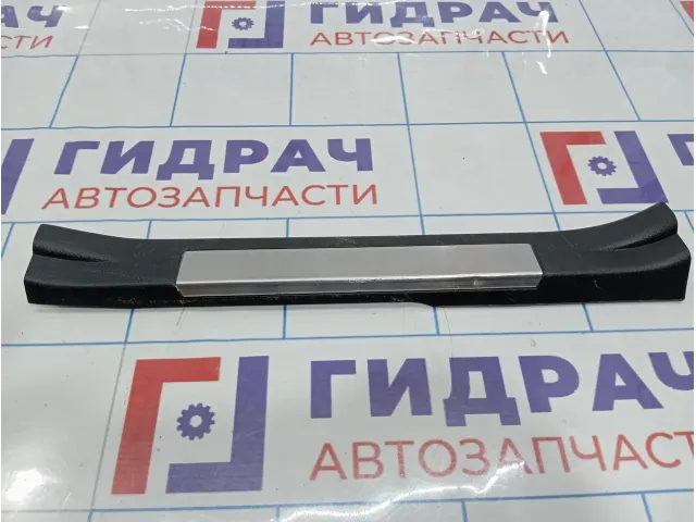Накладка порога задняя левая Infiniti M35 (Y50) 769B7-EG001