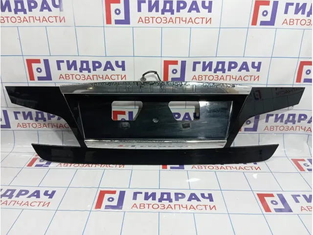 Накладка крышки багажника Infiniti M35 (Y50) 84810-EJ21B