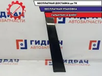 Накладка двери задней правой Infiniti M35 822D2-EG000. Сломано крепление.