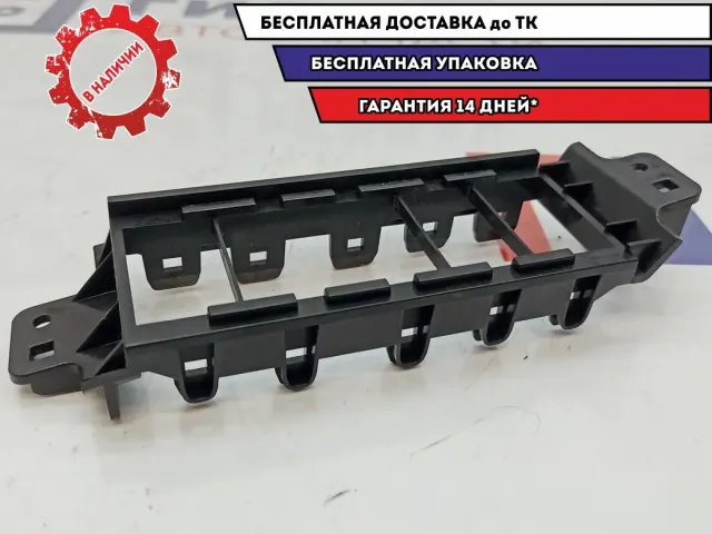 Кронштейн кнопок Infiniti M35 . Регулировки зеркал.