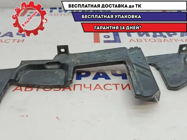 Воздуховод радиатора левый Infiniti M35 92185-EJ30A.