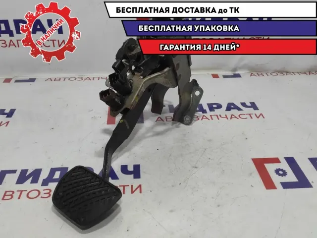 Педаль тормоза Infiniti M35 46501-EH016.